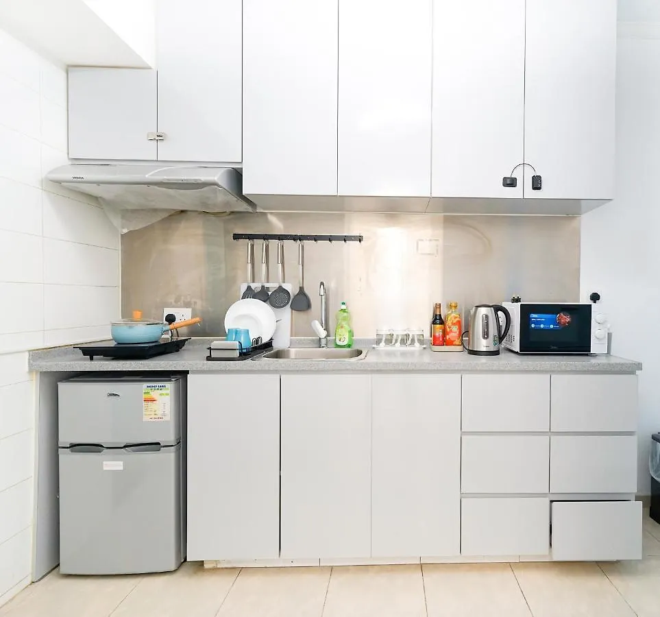 Homestay Shared Dormitory Wan Chai Road 187 Hong Kong
